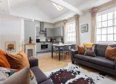 Bathurst Mews III