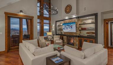Diamond Peak Penthouse (#616)