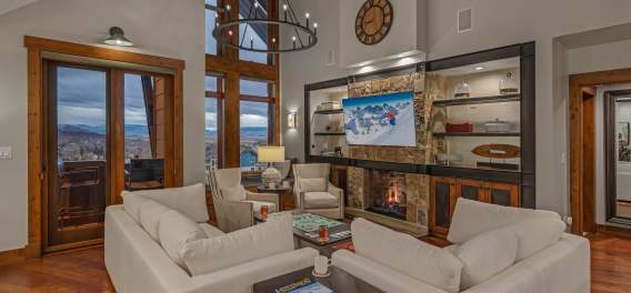 Diamond Peak Penthouse (#616)