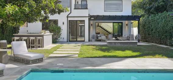Curson Modern