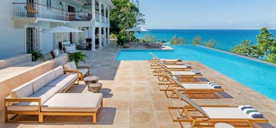 Aquamarina Villa