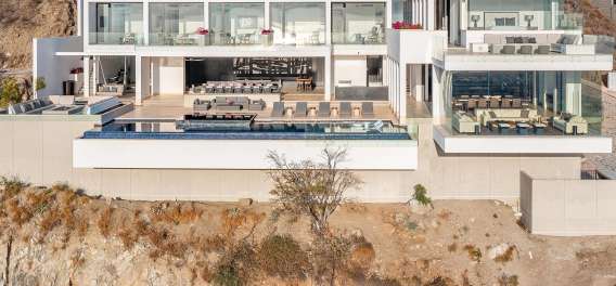 Villa Aurora