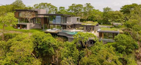 Villa Enoki
