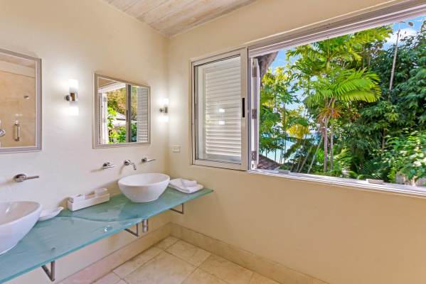 9b237ef6-fa84-423f-8c8c-ac64122330c7