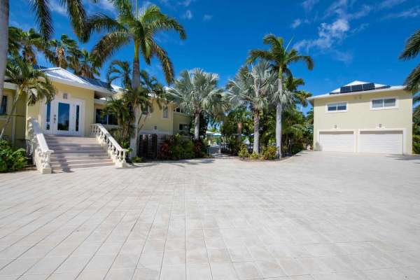 1595c5d6-0e3b-4d20-a335-feaf55d2e83d
