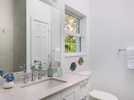 b12605bf-4a8a-4108-a790-884d79604940