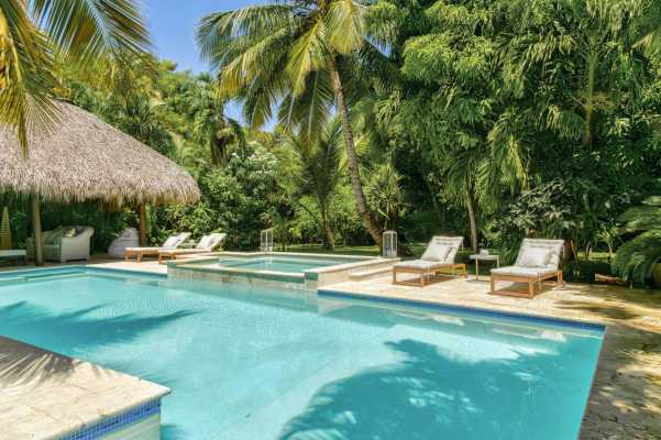 7bed1103-545d-4e08-9074-393c592de708