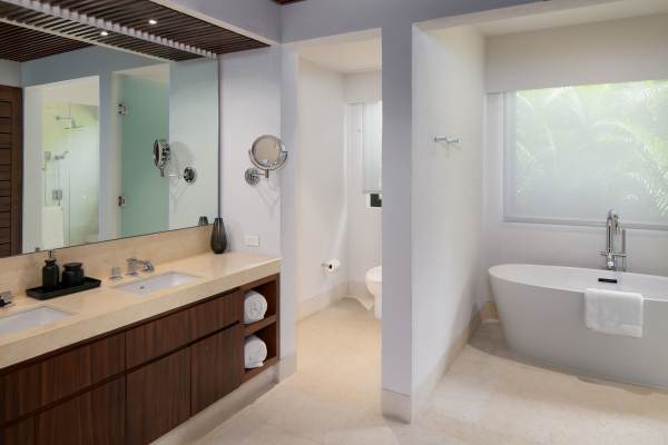 1efca3de-ff30-47bf-876d-2709e80db9a4