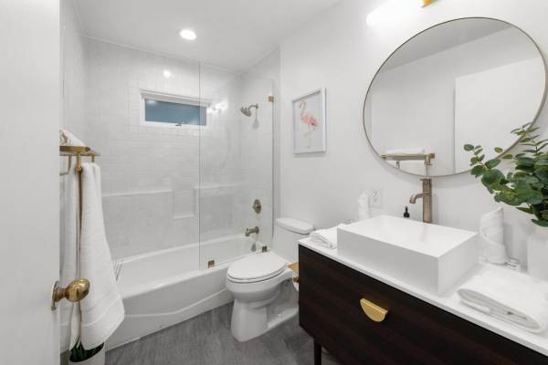 d7b2e240-94d1-4e56-8bea-ad6c767538a1