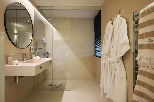 6505887d-6ca0-44e7-97af-d7469b6bdaa6